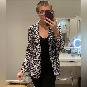 Angashion Leopard Print Women's Jacket
